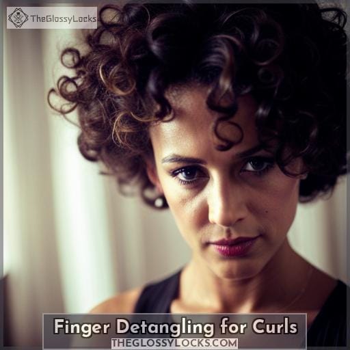 Finger Detangling for Curls