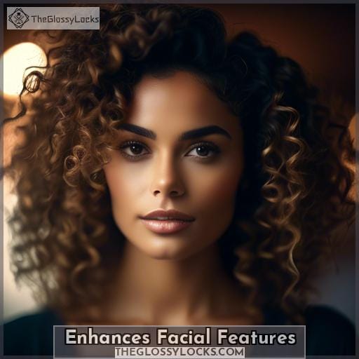 Enhances Facial Features