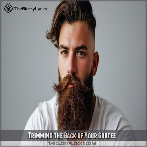 Trimming the Back of Your Goatee