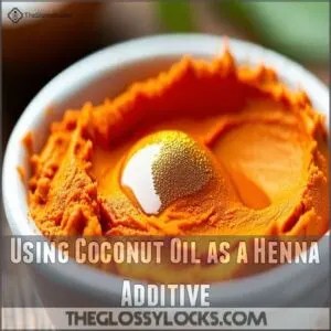 Using Coconut Oil as a Henna Additive Using Coconut Oil as a Henna Additive