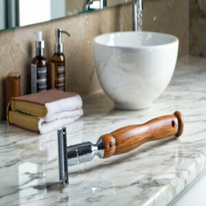 Maintaining Razor Hygiene and Cleanliness