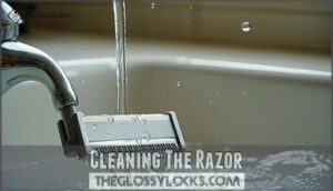 cleaning the razor