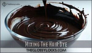 mixing the hair dye