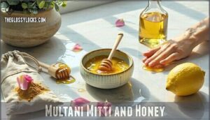 multani mitti and honey