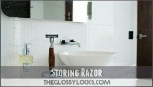 storing razor
