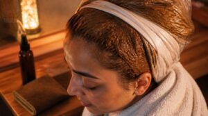 keep henna moist and active while processing keep henna moist and active while processing